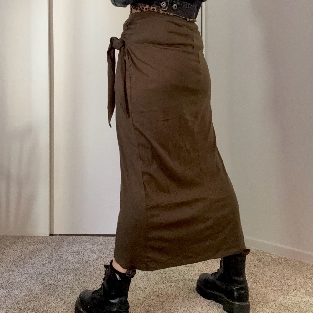 NWT Witsmile Asymmetrical Olive Green Wrap Closure Skirt Medium - Picture 3 of 8